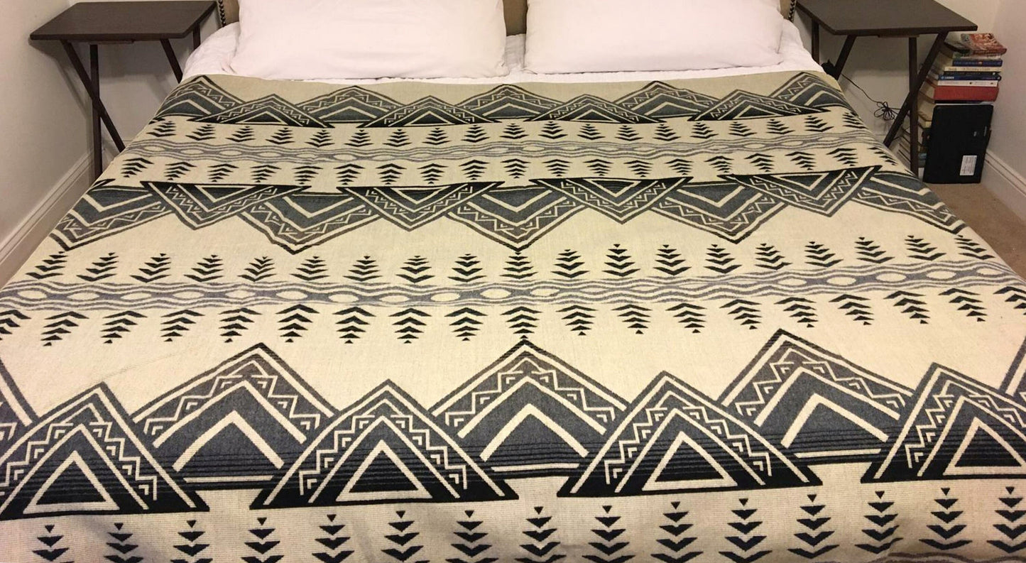 Alpaca Blanket Andes Black Mountain - Genuine Handmade boho Soft Queen blanket tribal vintage reversible design