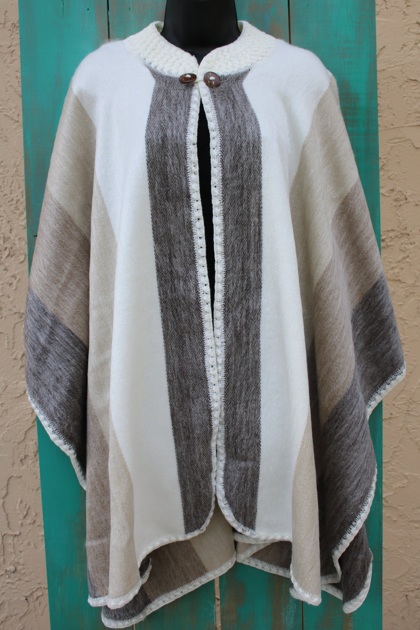 Poncho Alpaca Light Beige Handmade Boho Soft Tribal Vintage Unique Design