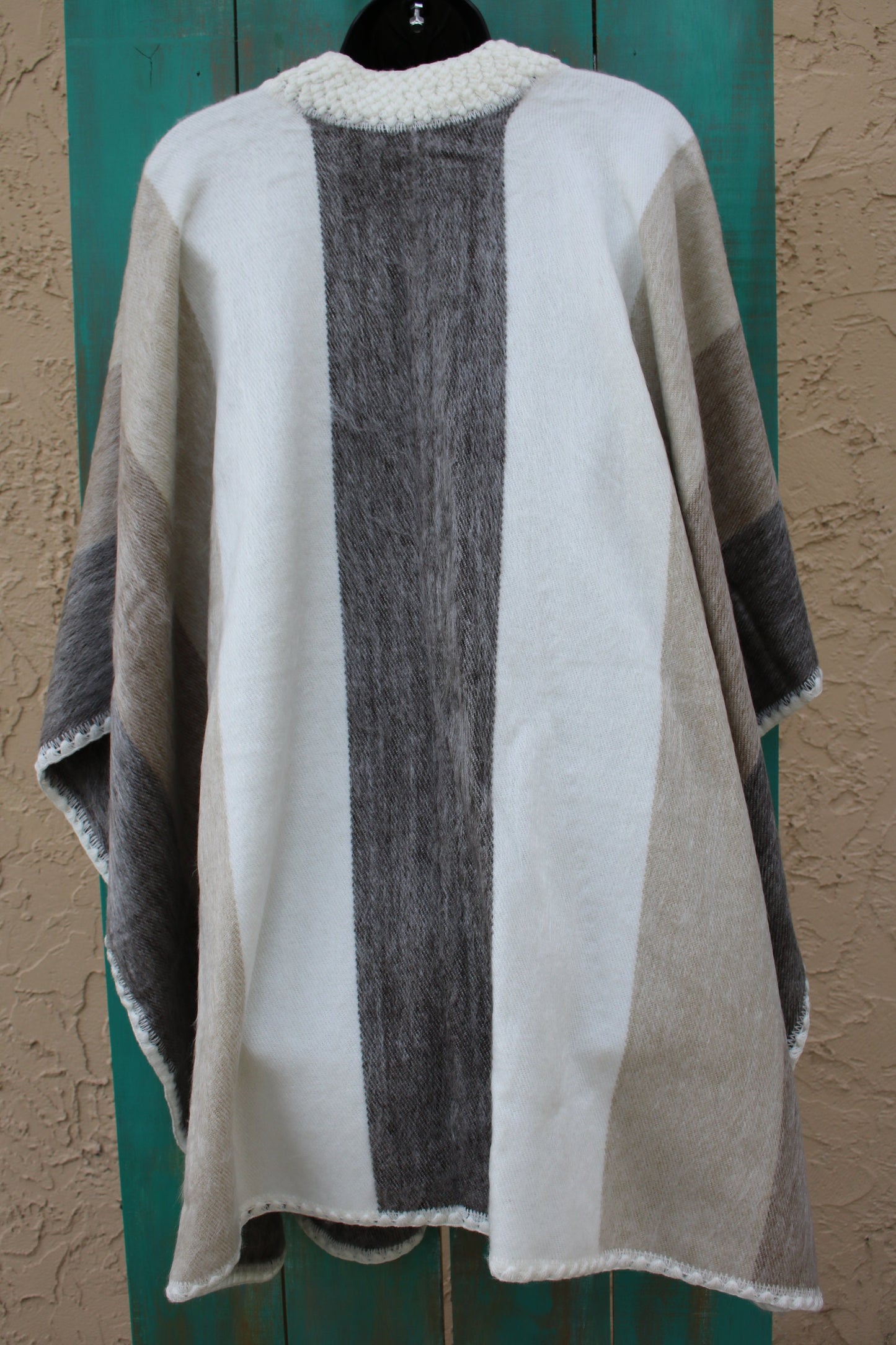 Poncho Alpaca Light Beige Handmade Boho Soft Tribal Vintage Unique Design