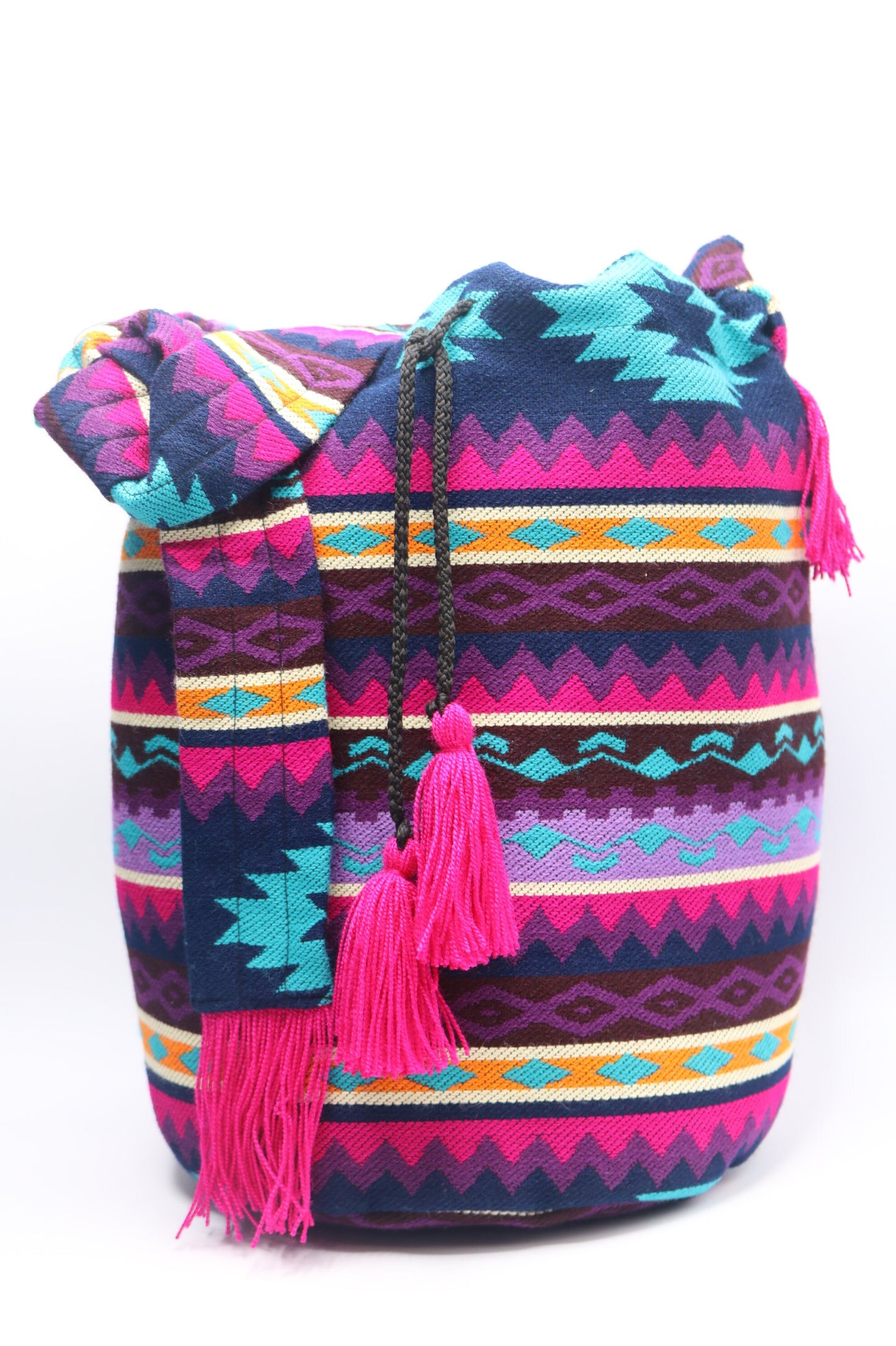 Bolso bandolera con borlas en violeta